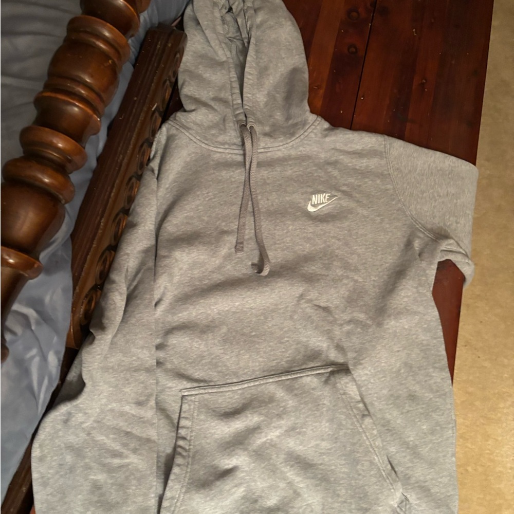 Nike Heather Gray Pullover Hoodie